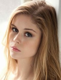 艾琳·莫里亚蒂 Erin Moriarty照片
