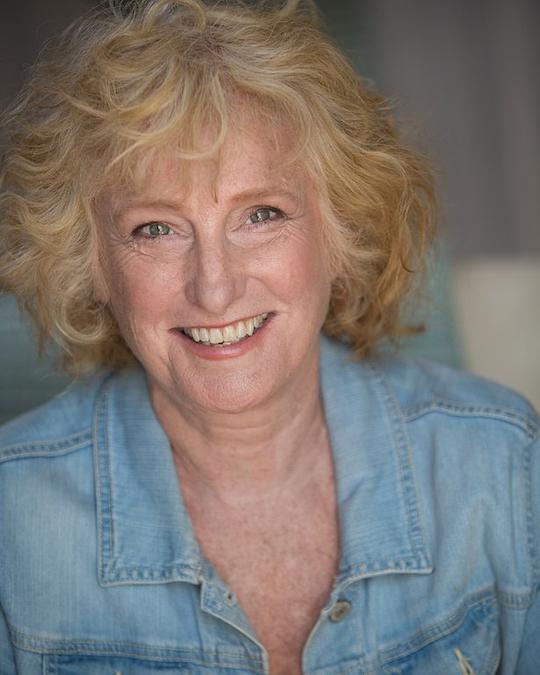 琼安·坎普 Joanne Camp照片