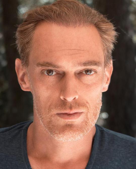 杰罗姆·卡森 Jérôme Cachon照片