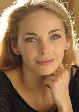 克莱尔·凯姆 Claire Keim照片