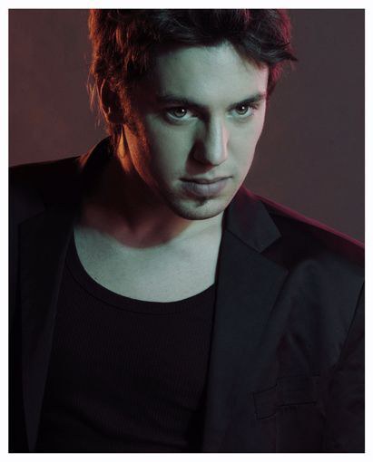 埃斯特万·马斯图里尼 Esteban Masturini照片