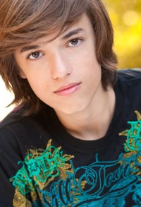 雷米·索恩 Remy Thorne照片