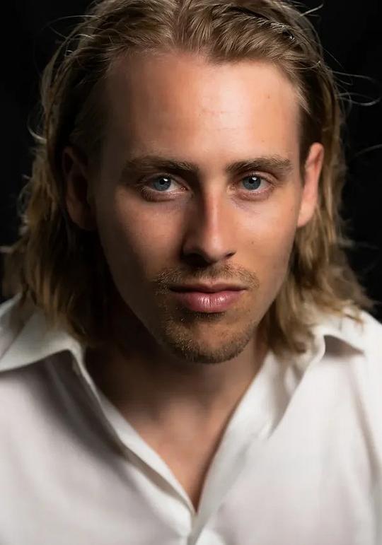 德文·布洛楚 Devin Brochu照片