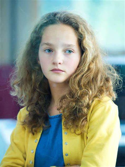 珍妮·简丝汀 Jeanne Jestin照片