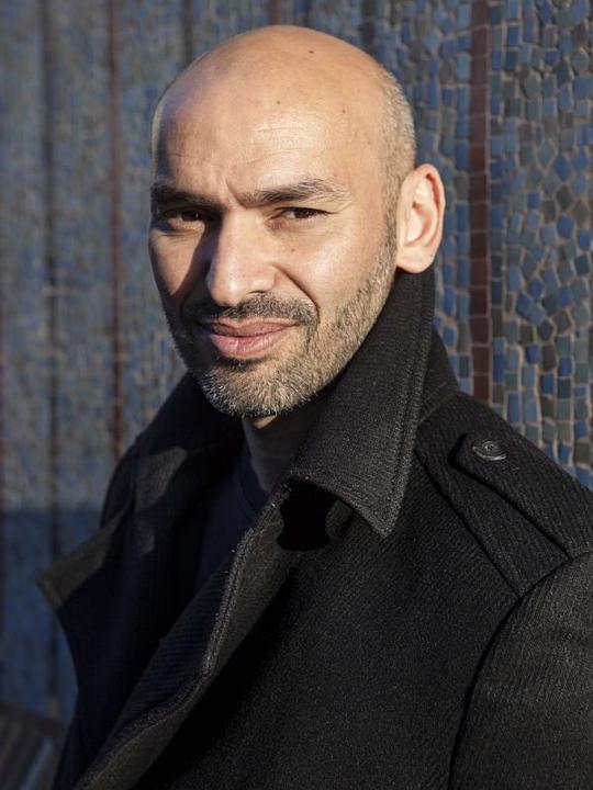 法里德·拉尔比 Farid Larbi照片