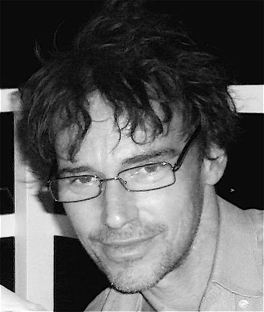 格伦尼奥·邦德尔 Glenio Bonder照片