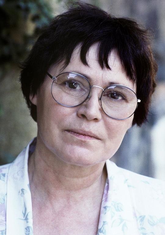 雅歌塔·克里斯多夫 Ágota Kristóf照片