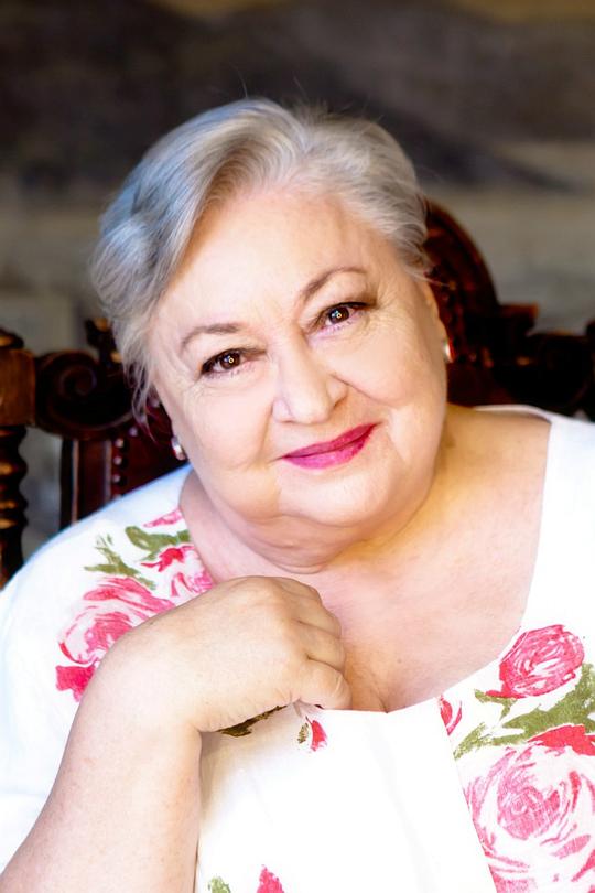 皮洛斯卡·莫尔纳 Piroska Molnár照片