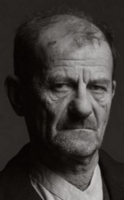 米克洛什·B·塞凯伊 Miklós B. Székely照片