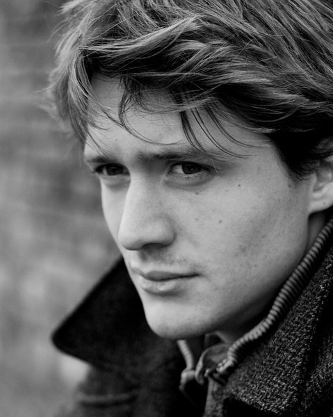 大卫·奥克斯 David Oakes照片