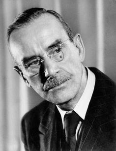 乔万尼·里斯塔 Giovanni Lista照片