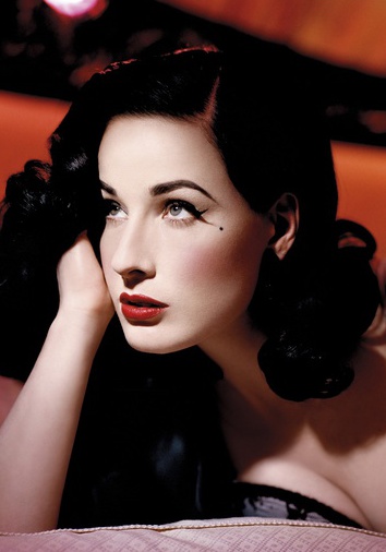 蒂塔·万·提斯 Dita Von Teese照片