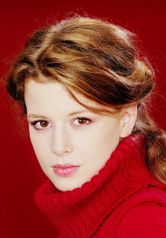 卡罗利娜·格鲁什卡 Karolina Gruszka照片