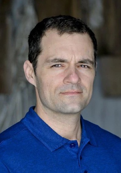 阿尔·维克尔詹 Al Vrkljan照片