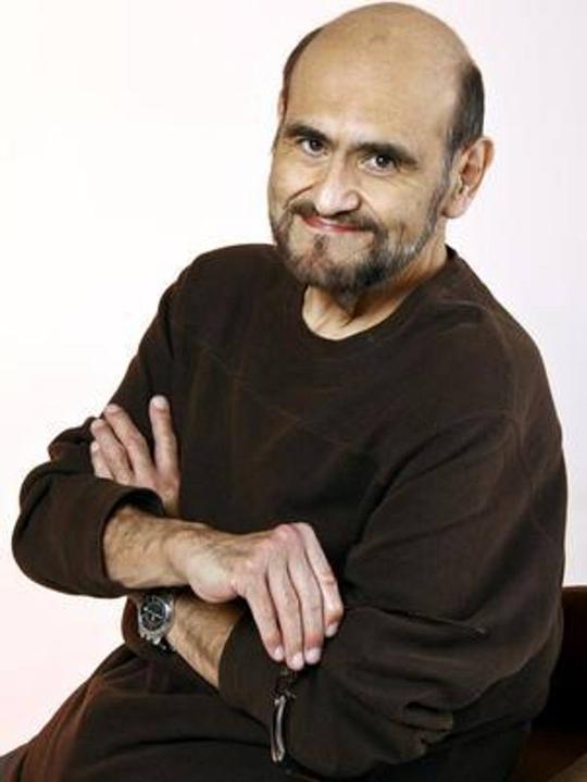 埃德加·维瓦尔 Edgar Vivar照片