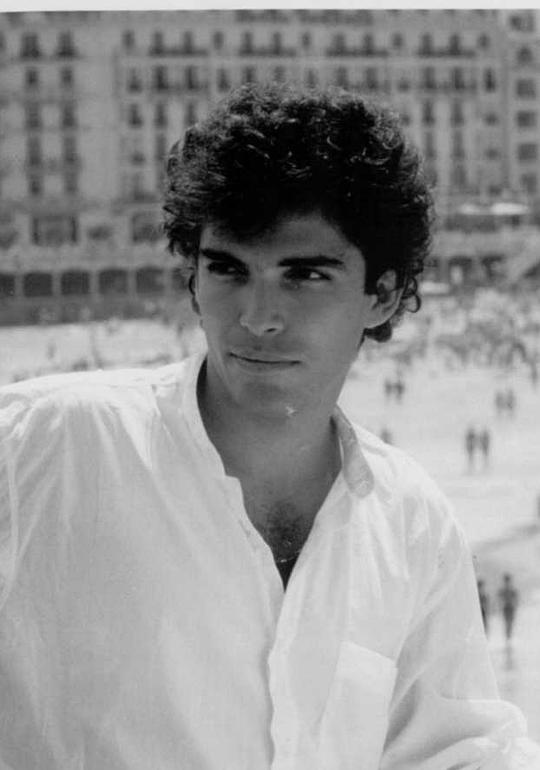 维拉迪米尔·克鲁兹 Vladimir Cruz照片