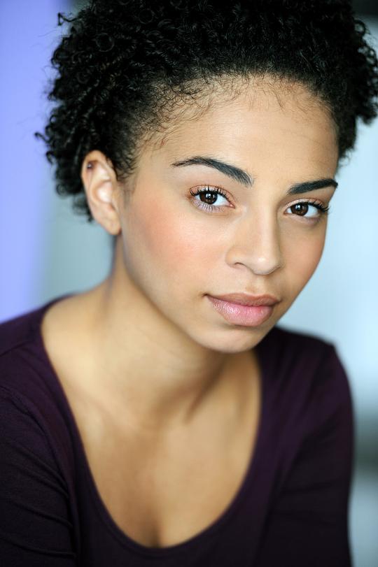 汉娜·霍德森 Hannah Hodson照片