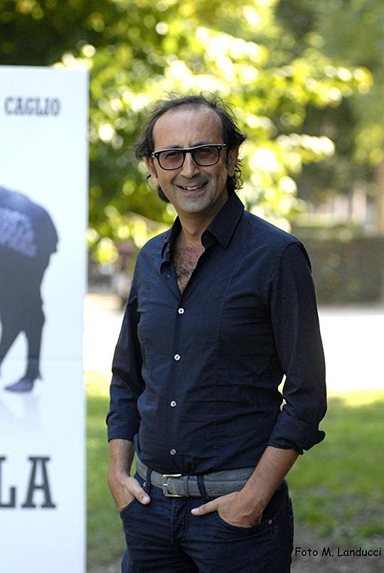 乔瓦尼·埃斯波西托 Giovanni Esposito照片