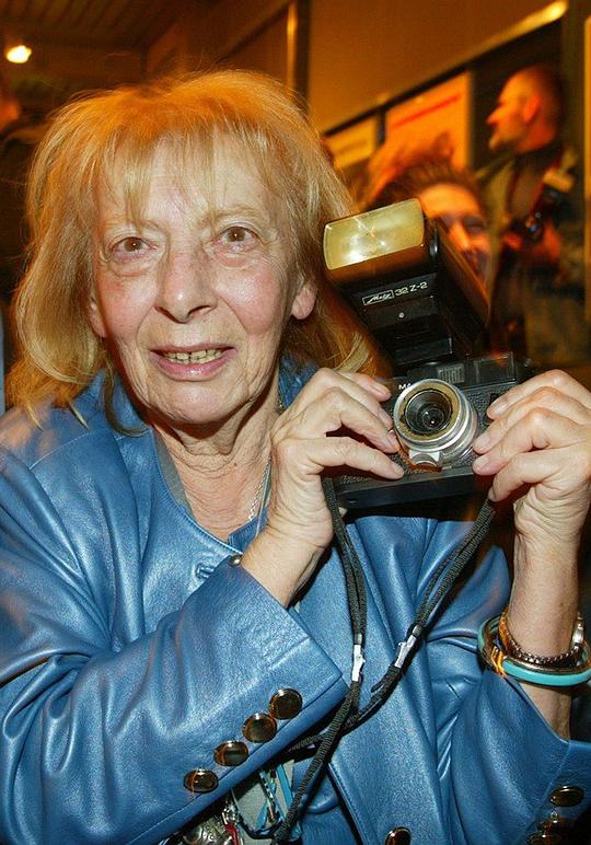 埃丽卡·拉博 Erika Rabau照片