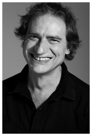 南乔·诺沃 Nancho Novo照片