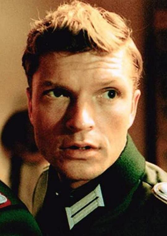 小哈迪·克鲁格 Hardy Krüger Jr.照片