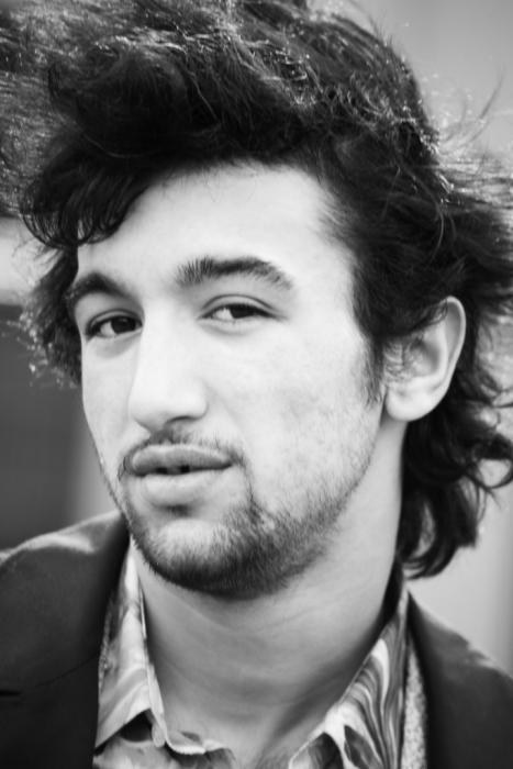 奥克塔伊·厄兹代米尔 Oktay Özdemir照片