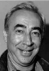 塞内尔·森 Sener Sen照片