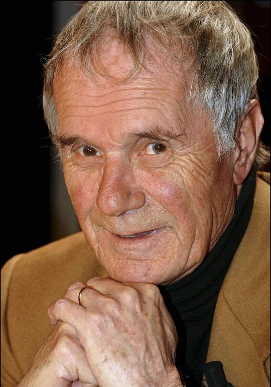 皮埃尔·舍恩德费尔 Pierre Schoendoerffer照片