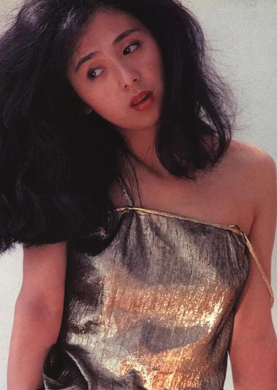 朝加真由美 Mayumi Asaka照片