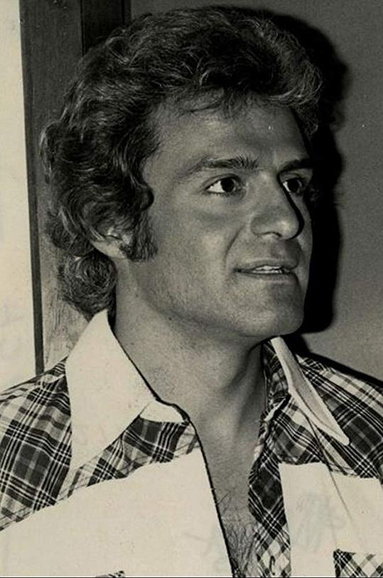 贡萨洛·维加 Gonzalo Vega照片