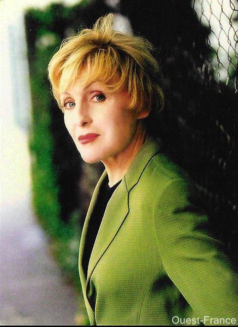 Nicole Croisille照片