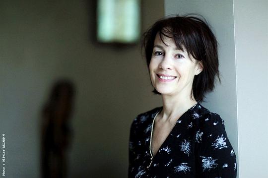 克洛蒂尔德·德贝塞 Clotilde de Bayser照片