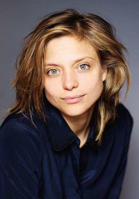 丽兹·布罗谢 Lizzie Brocheré照片