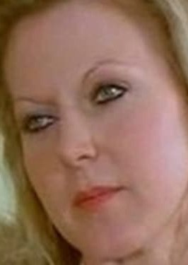 艾曼纽·帕海瑞丝 Emmanuelle Parèze照片