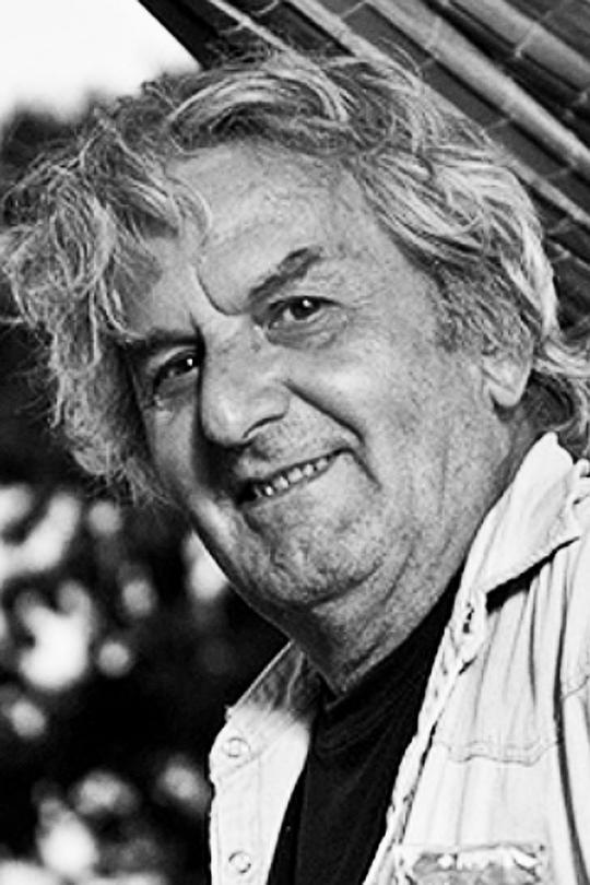 让·路易斯·波图塞利 Jean-Louis Bertucelli照片