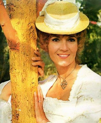 马丁·萨赛 Martine Sarcey照片