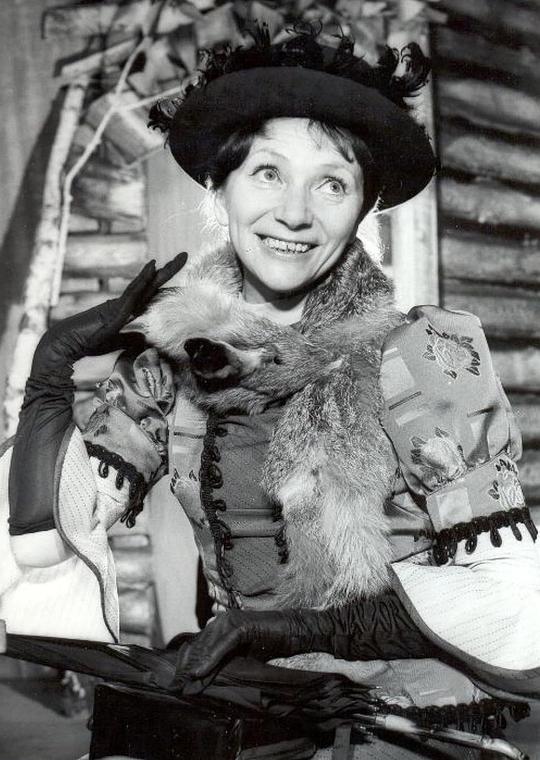 斯特凡尼亚·伊文斯卡 Stefania Iwinska照片