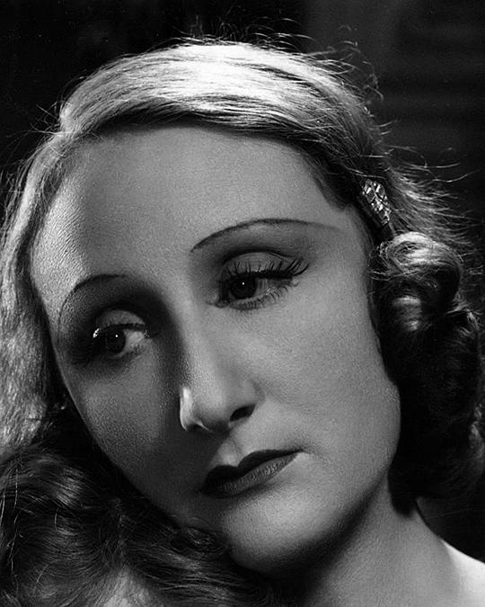 玛尔戈·利翁 Margo Lion照片