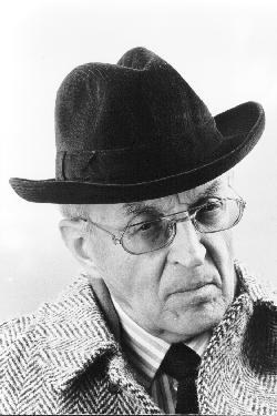 皮耶罗·迦达 Piero Chiara照片