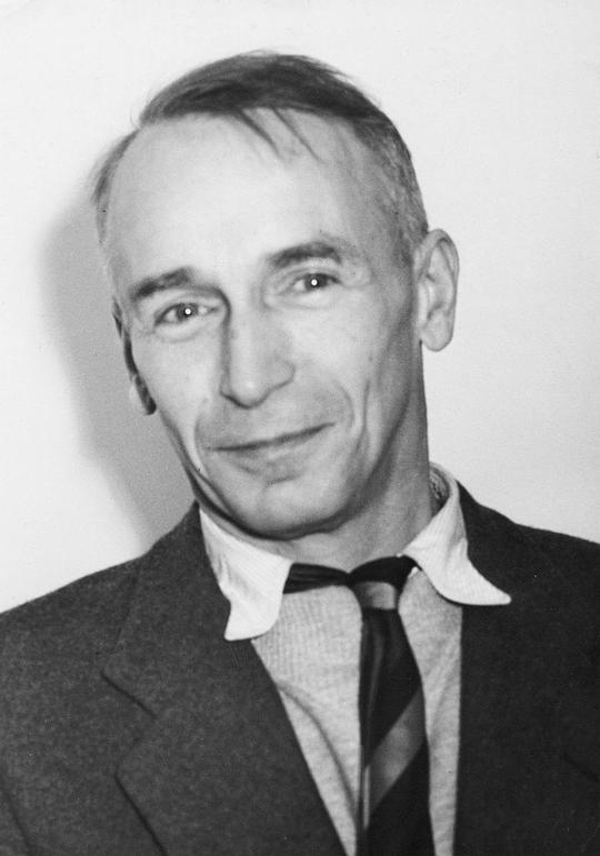 雅各·佩雷特 Jacques Perret照片