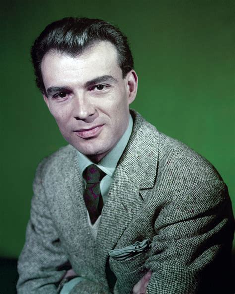 乔治·阿尔贝塔齐 Giorgio Albertazzi照片