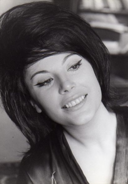 达尼埃拉·罗卡 Daniela Rocca照片