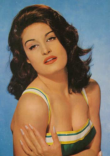 达琳达 Dalida照片