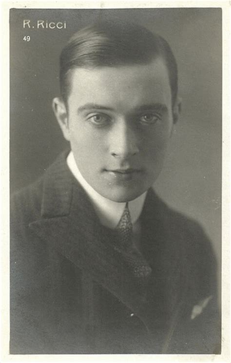 伦佐·里奇 Renzo Ricci照片