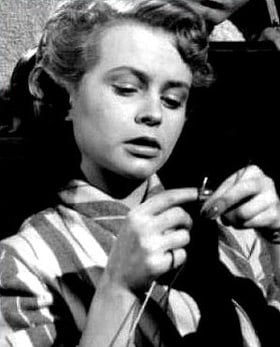 蕾内·科思玛 Renée Cosima照片