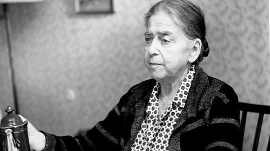 特蕾泽·吉泽 Therese Giehse照片