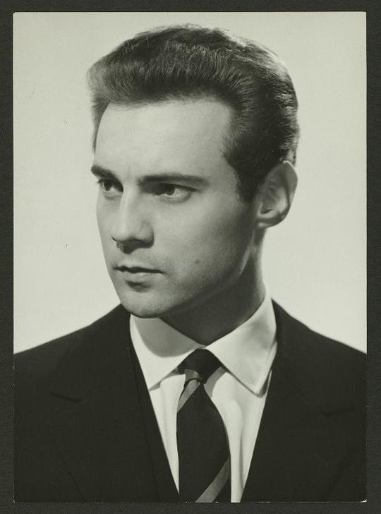 雅克·图亚 Jacques Toja照片