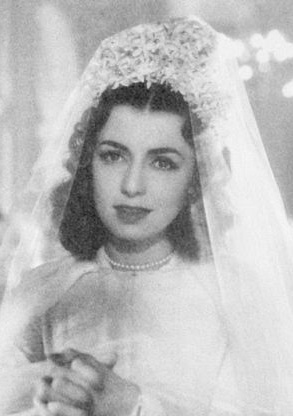 伊莲娜·劳波蒂尔 Elina Labourdette照片