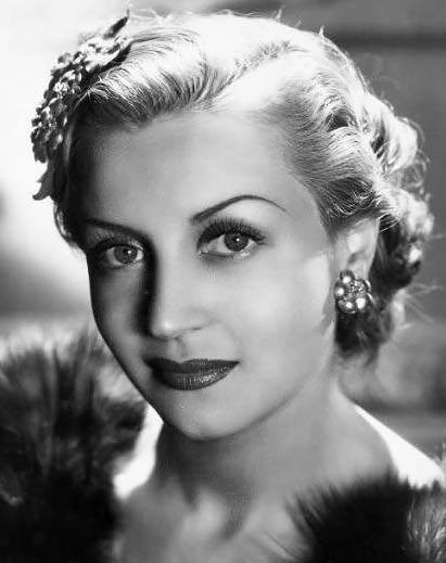 莉丝·德拉马尔 Lise Delamare照片