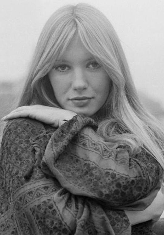 吉莲·希尔斯 Gillian Hills照片